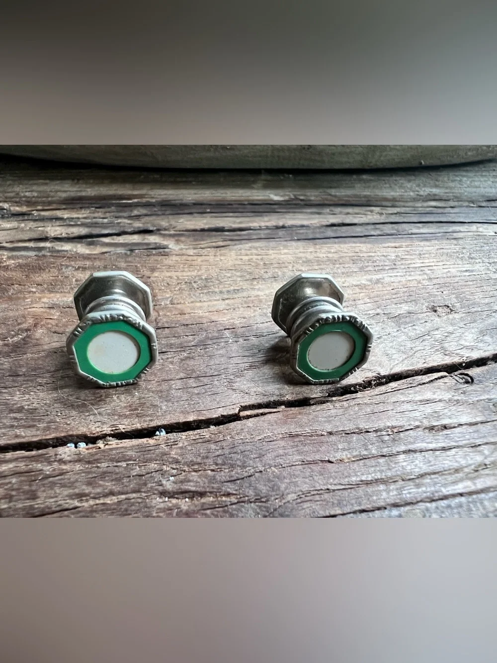 Antique Art Deco SNAP-LOCK Men's Octagonal Silver and Green Enameled Cuff Links,